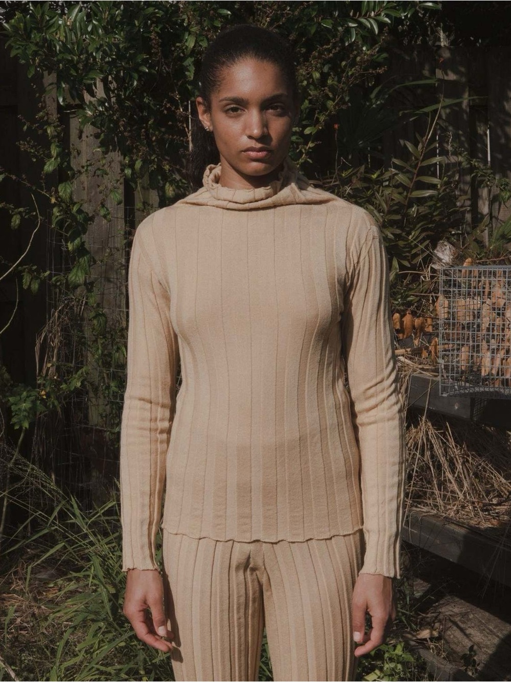 BASERANGE Alder Ribbed Wool Turtleneck Sweater Women’s Size Medium In Camel